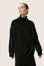 Rakel Turtleneck