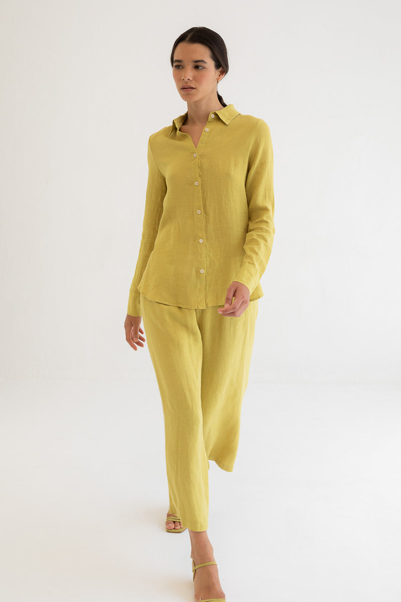 MUS & BOMBON - Azores Shirt
linen shirt, linen, linen clothing, linen clothes, light clothes, light shirt, summer shirt, button up, linen button up, summer, summer clothing, summer clothes, resort wear, vacation clothes, vacation clothing, holiday clothing