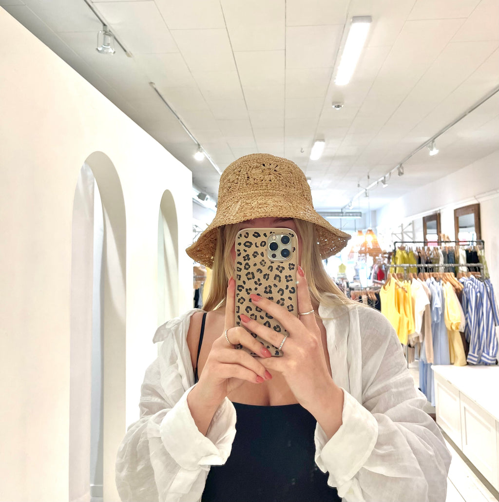 ACE OF SOMETHING - Aalto Hat
hat, bucket hat, beach hat, bucket, beach, beachy, beachy hat, summer hat, summer, spring hat, spring, raffia hat, raffia, straw hat, straw, spring bucket hat, summer bucket hat, vacation hat, vacation beach hat, holiday hat, beach outfit, outfit, 