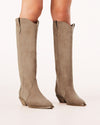 Helix Boot