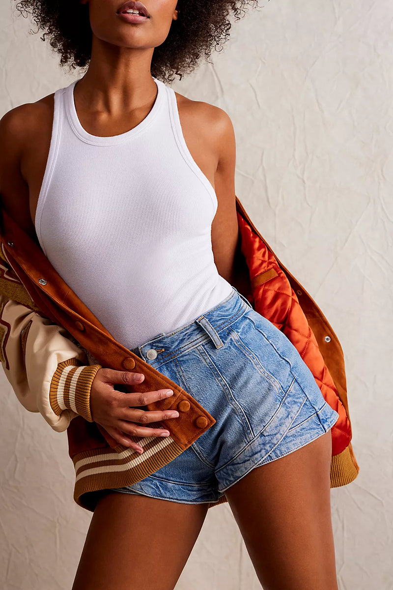 Curvy Mona High Rise Short