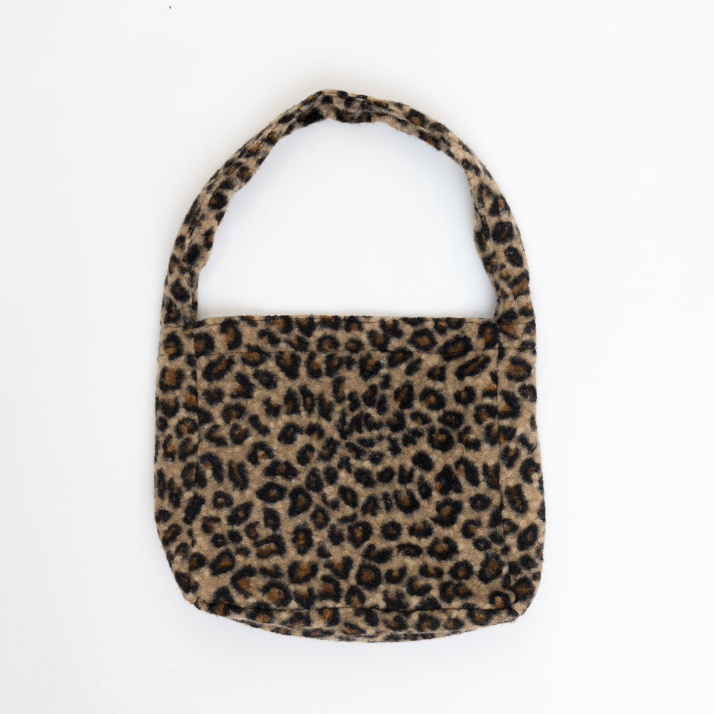 Leo Tote