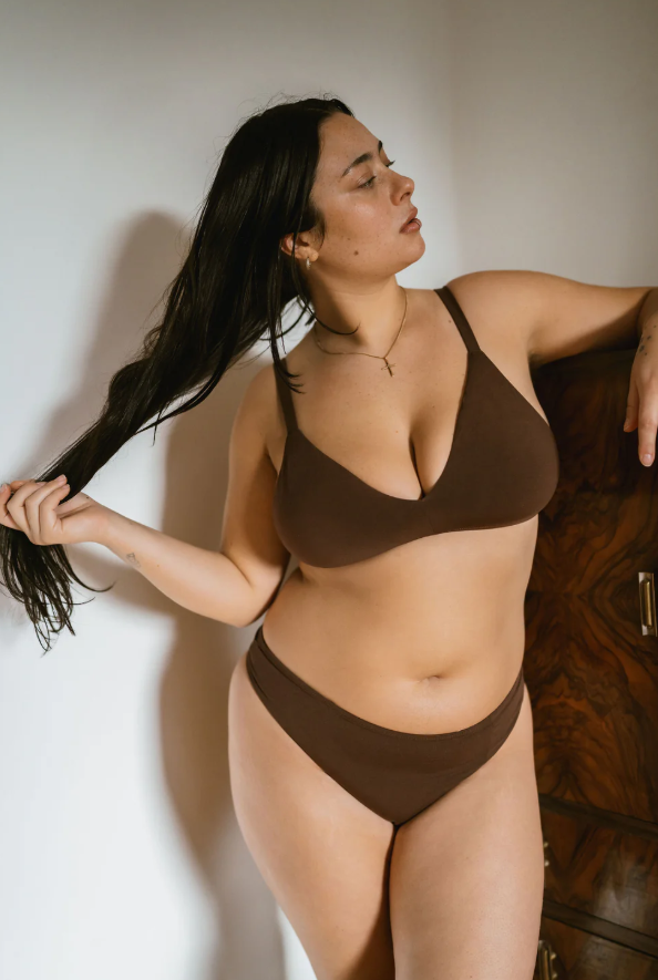 HUHA - High Rise Thong
huha, healthy undies, underwear, no toxins, all natural, natural, natural fabric, zinc fabric, zinc undies, bras, mineral undies, healthy undies, thong, high rise thong, hihg rise, low profile thong, boxers, long boxer, boxer, briefs,