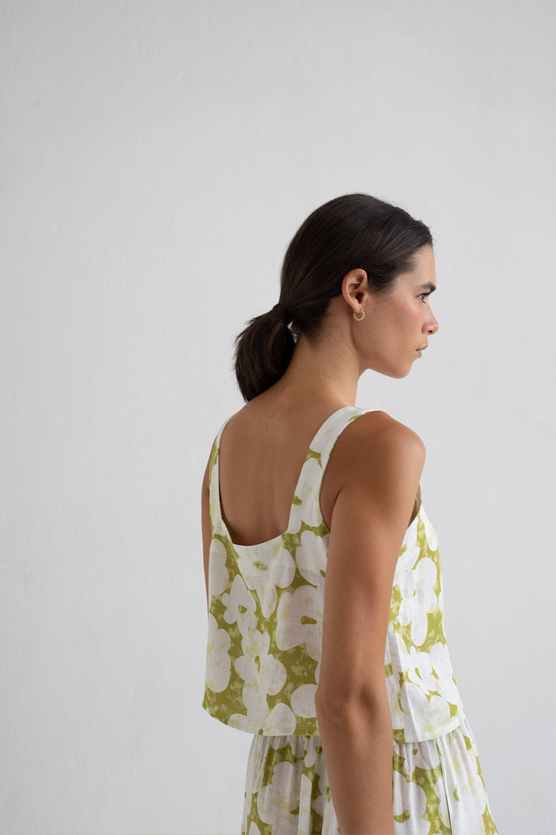 MUS & BOMBON - Nuku Top
floral top, tank top, seventies top, seventies style, 70s style, 70s top, seventies style top, 70s style top, mod style top, mod style shirt, mod style, summer shirt, summer top