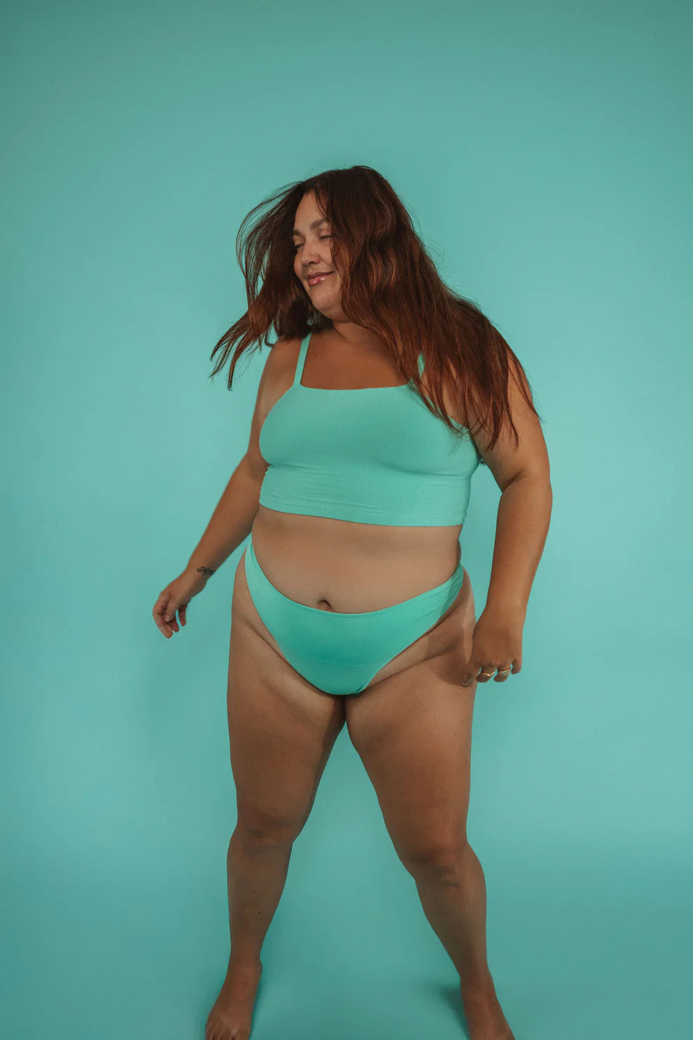 HUHA - Tata Crop Cami
Blue crush, underwear, undies, crop, crop top, bra, bra top, bra cami, cami top, camisole, camisole top, camisole bra, singlet. singlet top, singlet bra, mineral undies, mineral underwear, mineral bra, mineral bras, mineral top, summer, spring