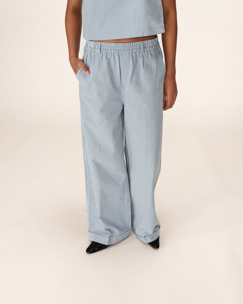 GRACE AND MILA - Patine Pants
pants, trouser, trousers, midrise, midrise pants, mid rise pant, mid trousers, mid rise trousers, matching set, coord, coordinating set, matching, coordinating, pinstripe