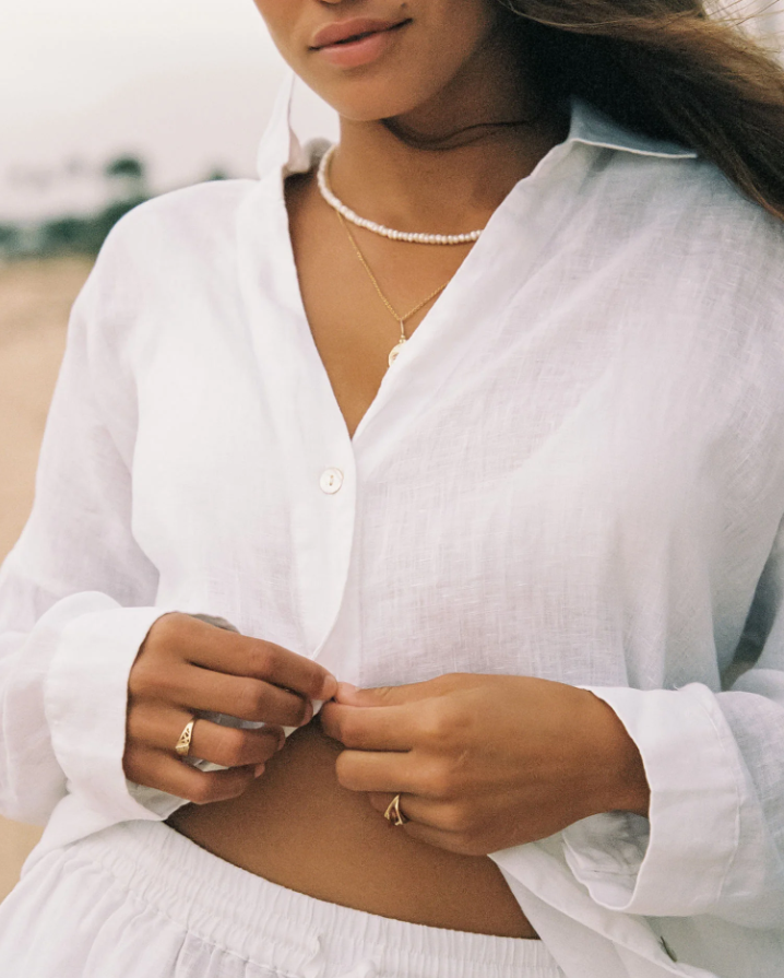 L*SPACE - Rio Tunic
shirt, oversized shirt, overshirt, oversize, oversized, cover up, summer, summer shirt, spring, spring shirt, beach, beach cover, beach cpver up, vacation, vacation shirt, vacation cover up, linen, linen shirt, button up, button up shirt, linen button up