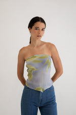 MUS & BOMBON - Sulawesi Top
colourful top, strapless top, ruched top, ruching, summer top, summer shirt, spring top, spring shirt, spring sleeveless top, summer sleeveless top, vacation wear, vacation outfit, vacation top, vacation shirt, holiday shirt, holiday top, holiday outfit, holiday, vacation, floral, flowers, flower top, floral top