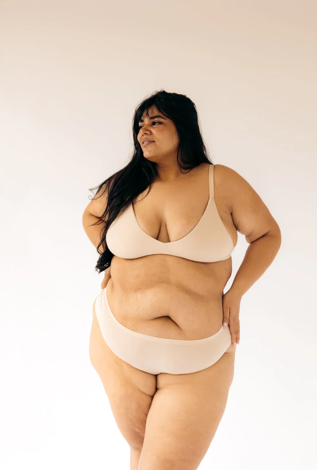 Seamless Low-Mid Rise Thong