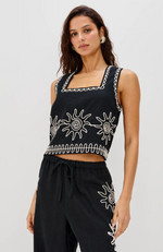 Akira Top