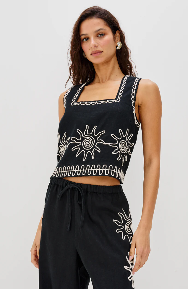 Akira Top