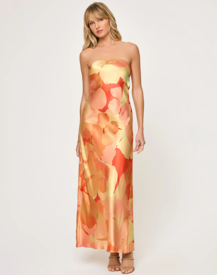L*SPACE - Spring in Love Dress
dress, satin, satin dress, spring, summer, wedding, wedding guest, uest dress, hoiday, vacation, vacation wear, resort wear, dressy dres, dress, formal, formalwear, 