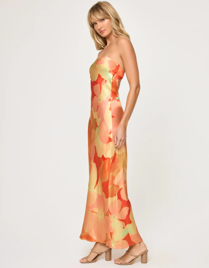 L*SPACE - Spring in Love Dress
dress, satin, satin dress, spring, summer, wedding, wedding guest, uest dress, hoiday, vacation, vacation wear, resort wear, dressy dres, dress, formal, formalwear, 