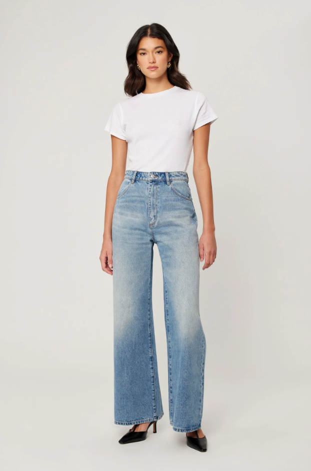 ROLLAS - Studio Flare Brent
jeans, flares, flare jeans, blue jeans, denim, denim jeans, denim flares, denim flare jeans, blue denim, true denim, australian made, high waist, high waisted, high waist jeans, high waisted jeans, wide leg, wide leg jean, wide leg jeans