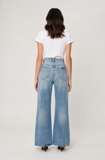 ROLLAS - Studio Flare Brent
jeans, flares, flare jeans, blue jeans, denim, denim jeans, denim flares, denim flare jeans, blue denim, true denim, australian made, high waist, high waisted, high waist jeans, high waisted jeans, wide leg, wide leg jean, wide leg jeans