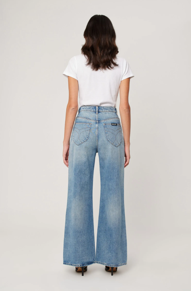 ROLLAS - Studio Flare Brent
jeans, flares, flare jeans, blue jeans, denim, denim jeans, denim flares, denim flare jeans, blue denim, true denim, australian made, high waist, high waisted, high waist jeans, high waisted jeans, wide leg, wide leg jean, wide leg jeans