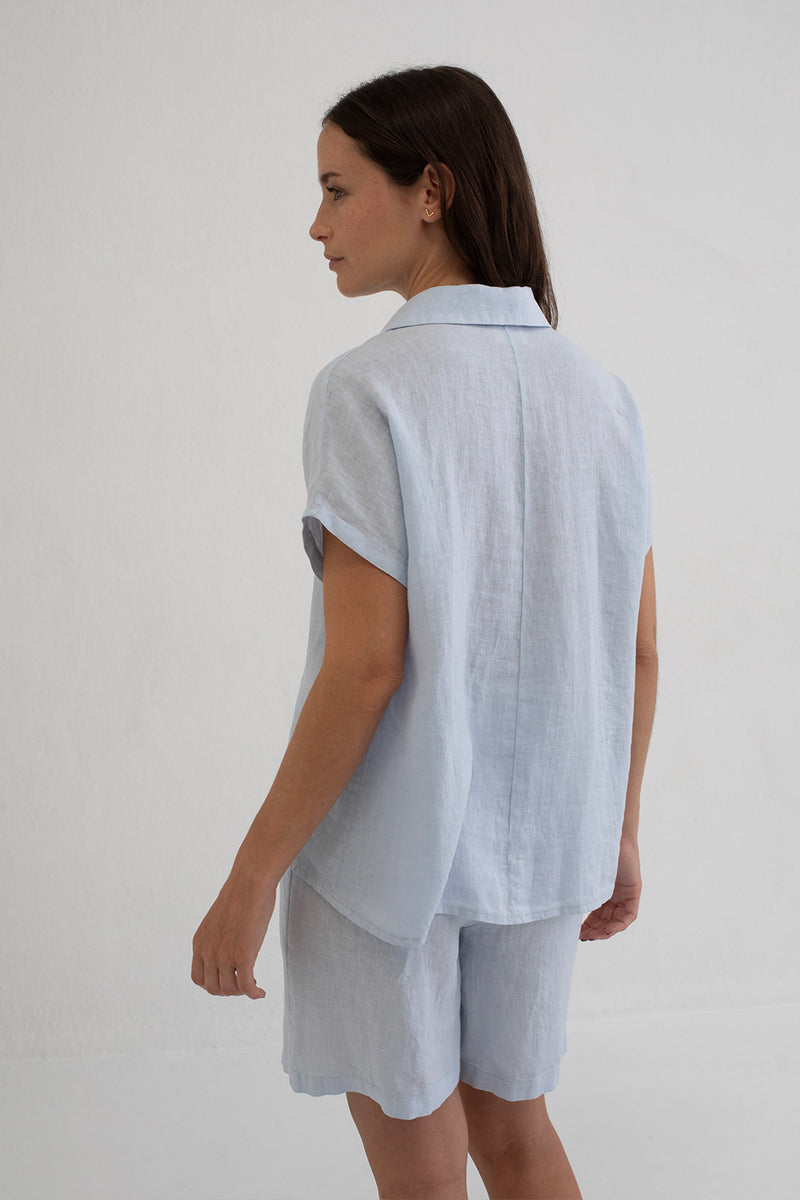 MUS & BOMBON - Whitsun Shirt
linen top, linen shirt, button up, linen button up, linen button up shirt, linen button up top, short sleeve, short sleeve top, short sleeve shirt, short sleeve linen, short sleeve linen top, short sleeve linen shirt, summer top, summer shirt, light shirt, light top, japanese sleeves, vacation wear, vacation top, vacation shirt, holiday top, holiday shirt