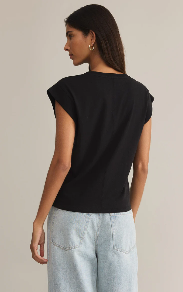 Z SUPPLY - Camino Tee
black casual top, casual top, top, tee, casual tee, casual tee shirt, tee shirt, black tee shirt, comfortable shirt, comfortable top, basic, basics, everyday wear