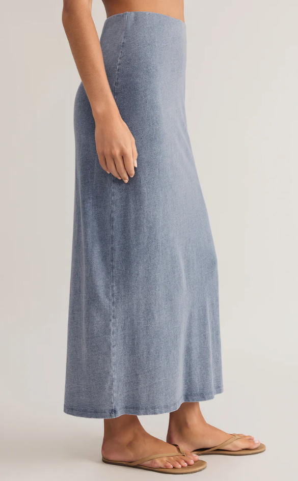 midi skirt, blue midi skirt, long skirt, spring skirt, blue skirt, denim skirt, jersey denim skirt, denim midi skirt, jersey denim midi skirt, blue midi, denim midi, jersey denim midi, smart casual, smart casual skirt, states of summer, courtenay, canada, casual skirt