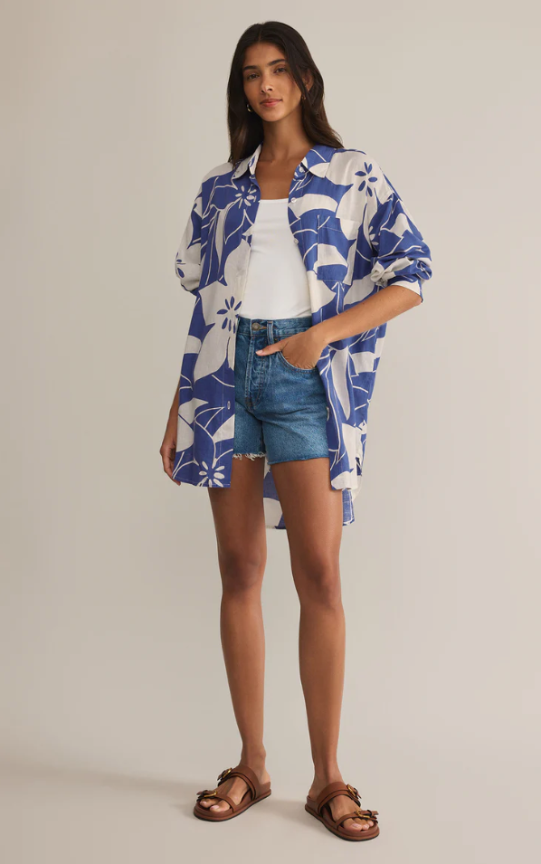 Z SUPPLY - Tomas Madero Button Up Top
button up, resort wear, summer wear, vacation wear, holiday wear, button up top, top, blue top, floral top, blue floral, blue floral top, shirt, resort shirt, vacation, vacation shirt, vacation top, holiday shirt, holiday top, holiday, coord, co-ord, matching set