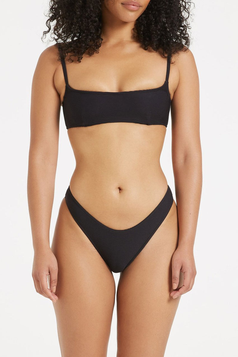 Zulu & Zephyr - Signature Curve Brief