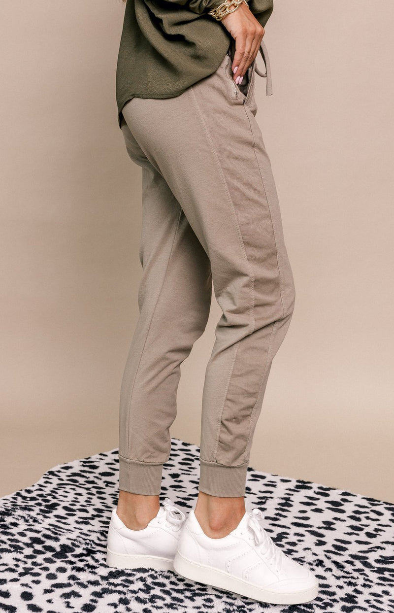 The Ultimate Jogger - Taupe